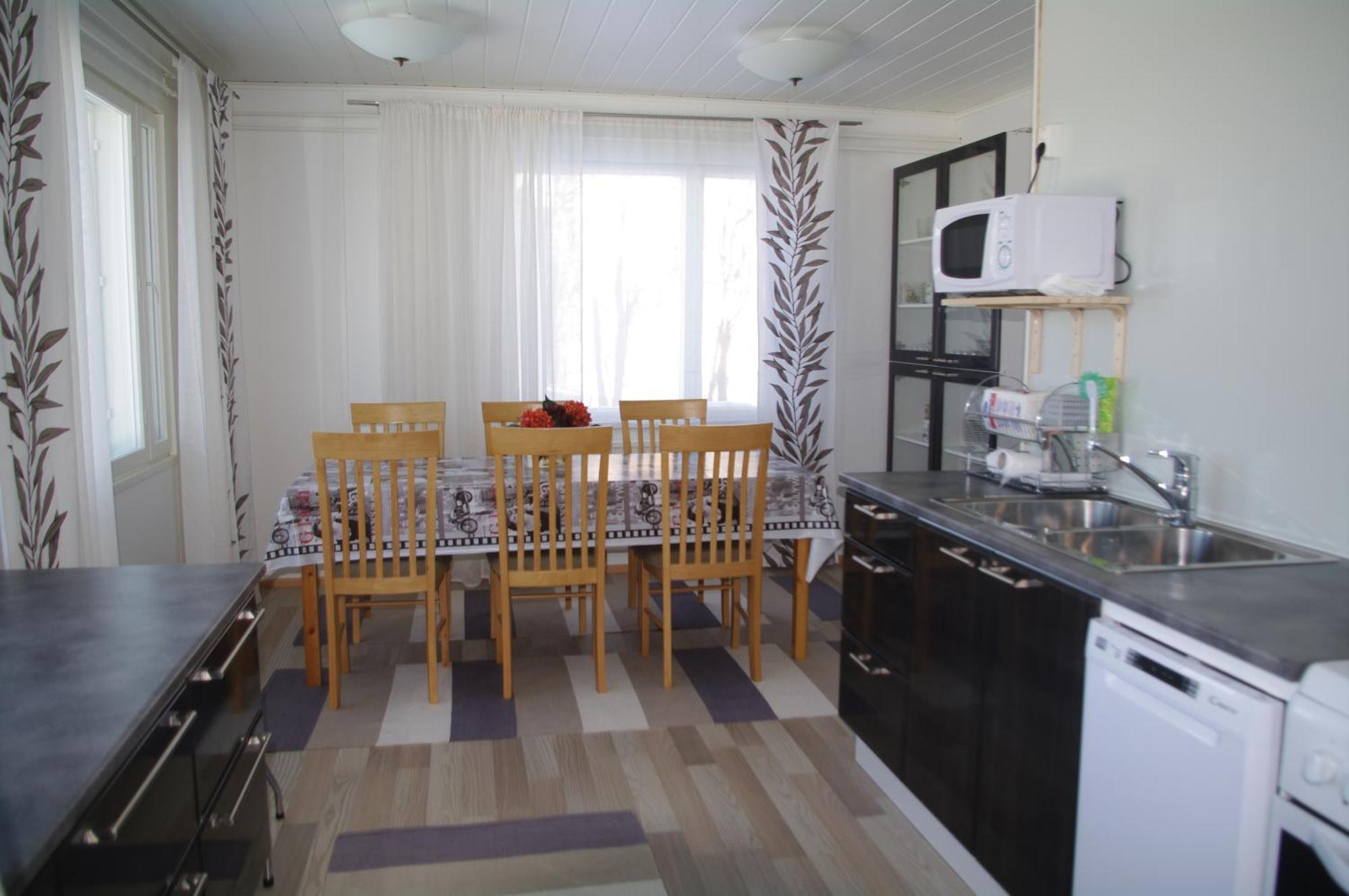 Aneen Loma Vacation And Cottages Посио Номер фото